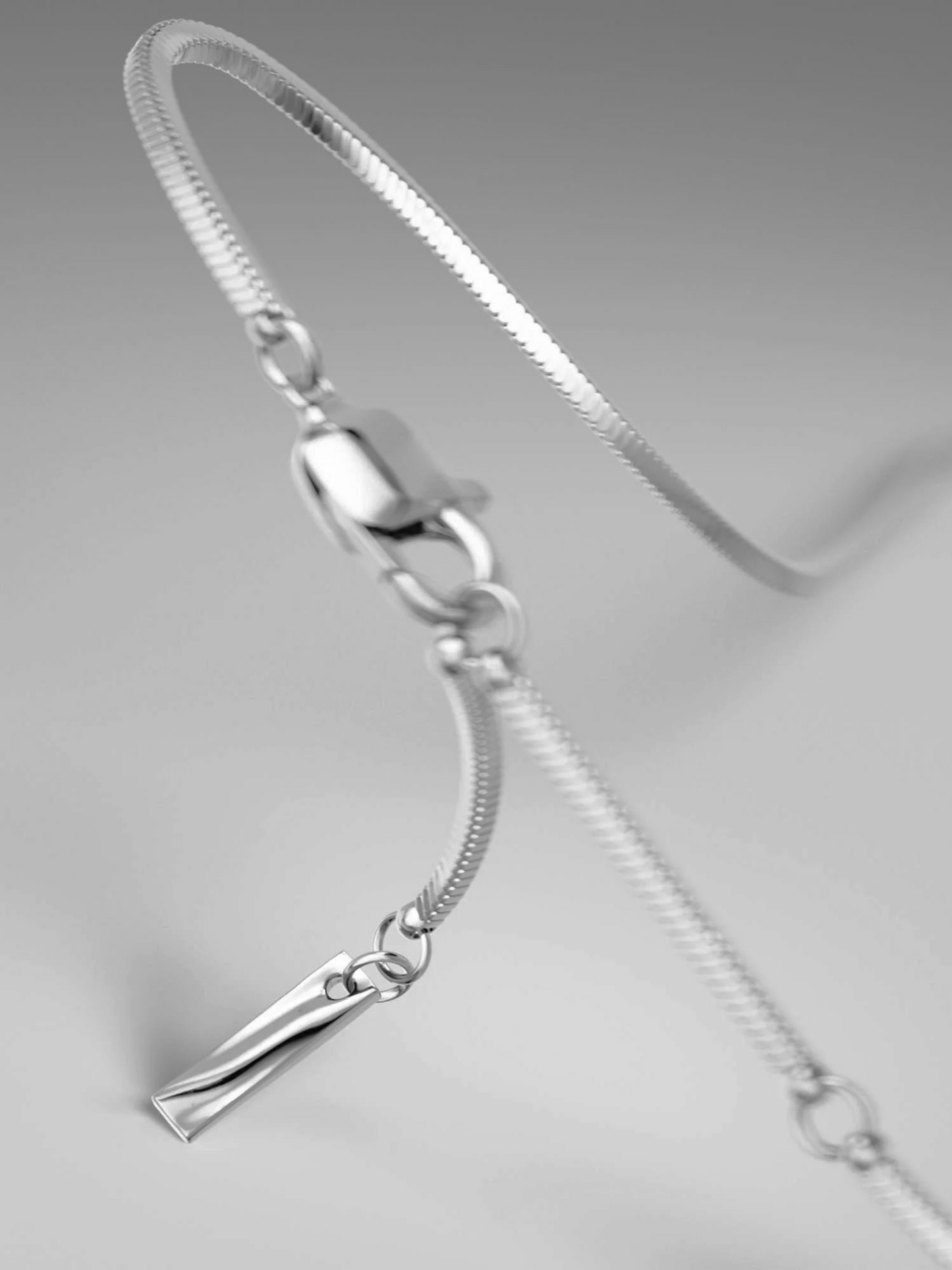 AXIS CHAIN BRACELET